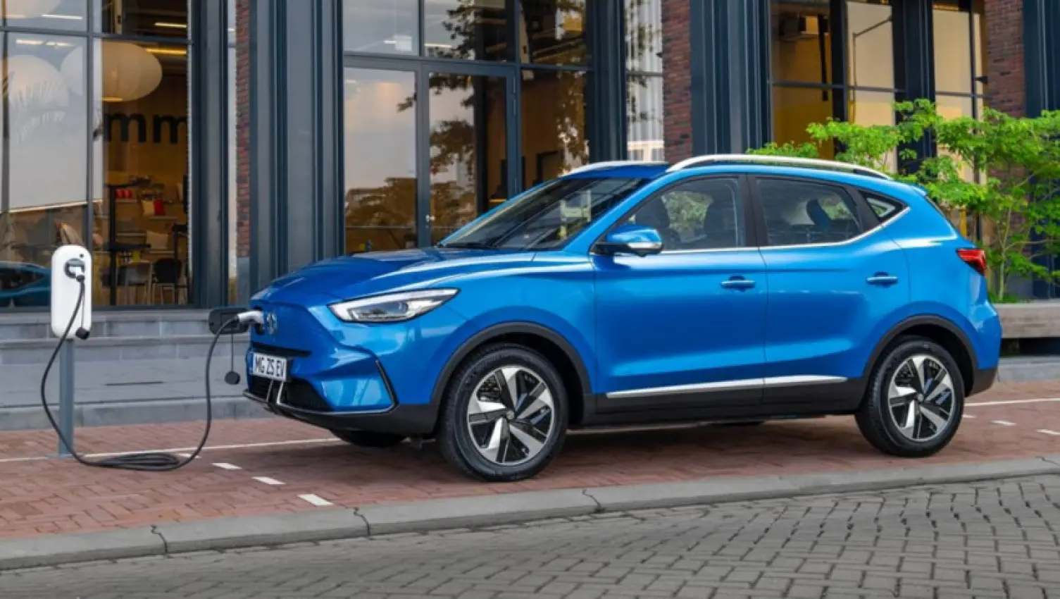 MG ZS ZS Luxury Elektrikli 2