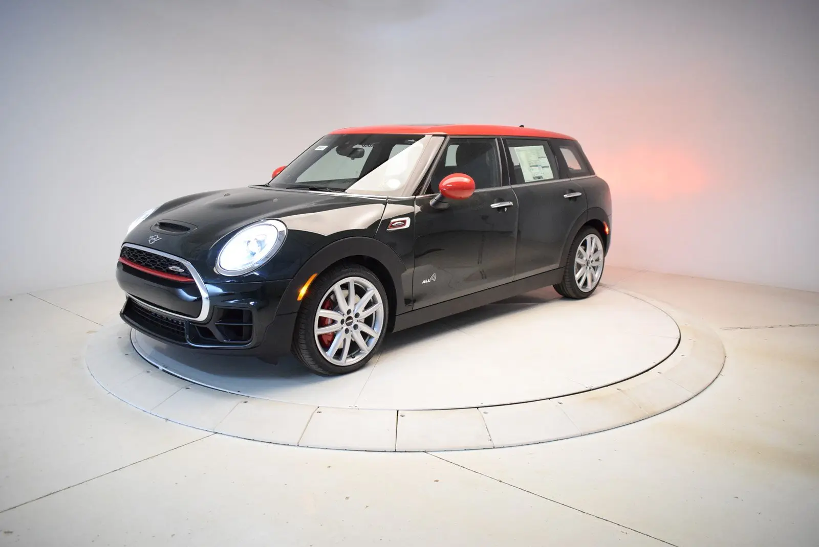 Mini  Clubman 1.5 D One Classic 4