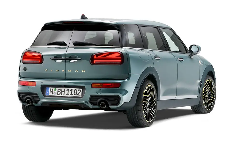 Mini  Clubman 1.5 Iconic 0