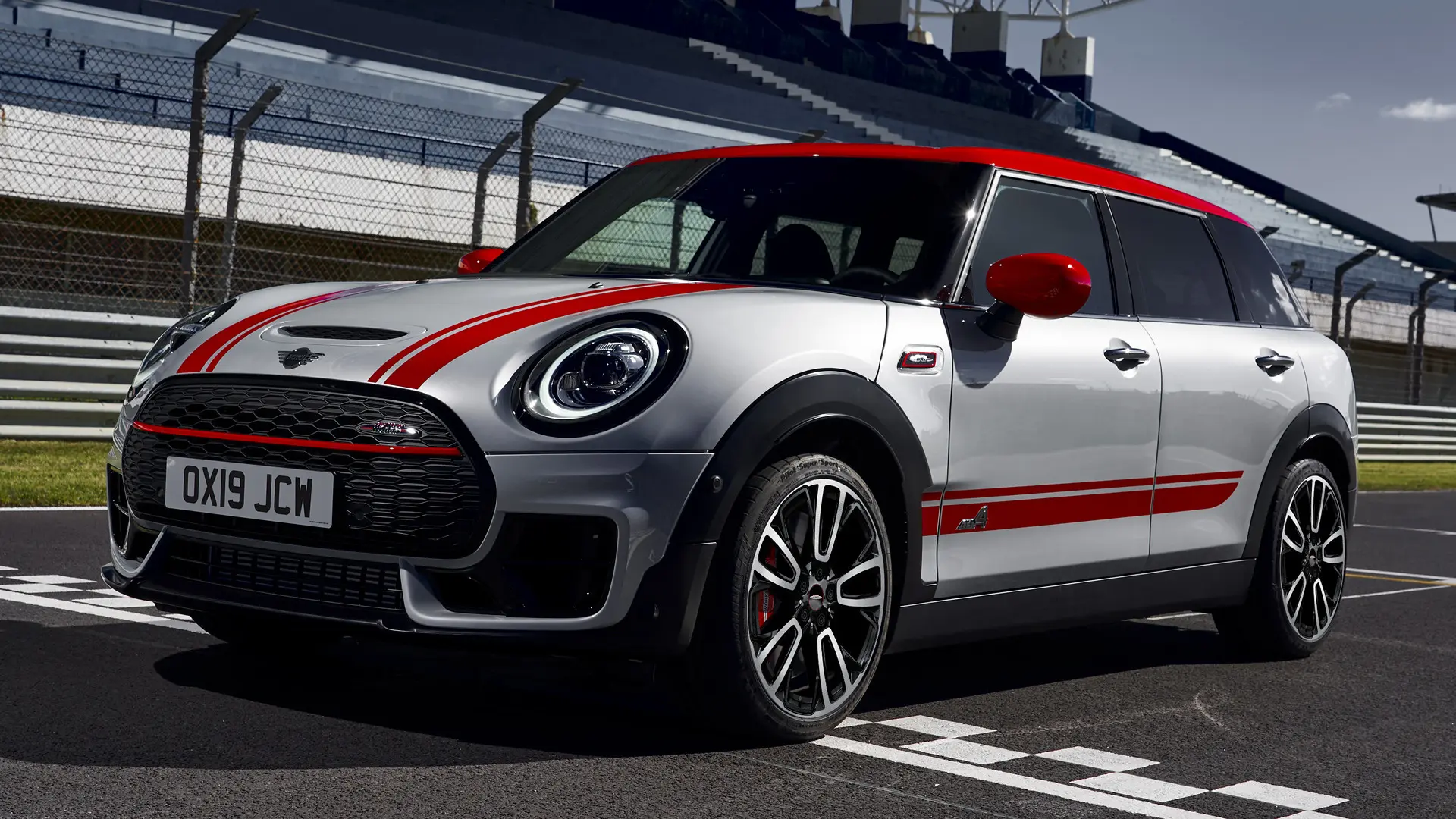 Mini  Clubman 2.0 ALL4 John Cooper Works Iconic 0