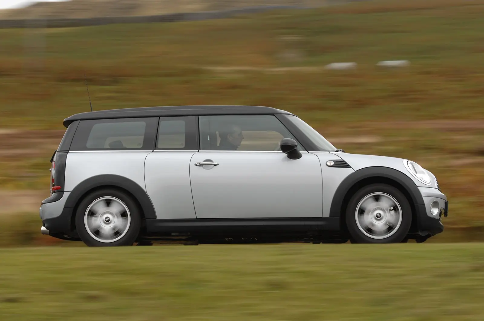 Mini  Clubman 1.6 S 4