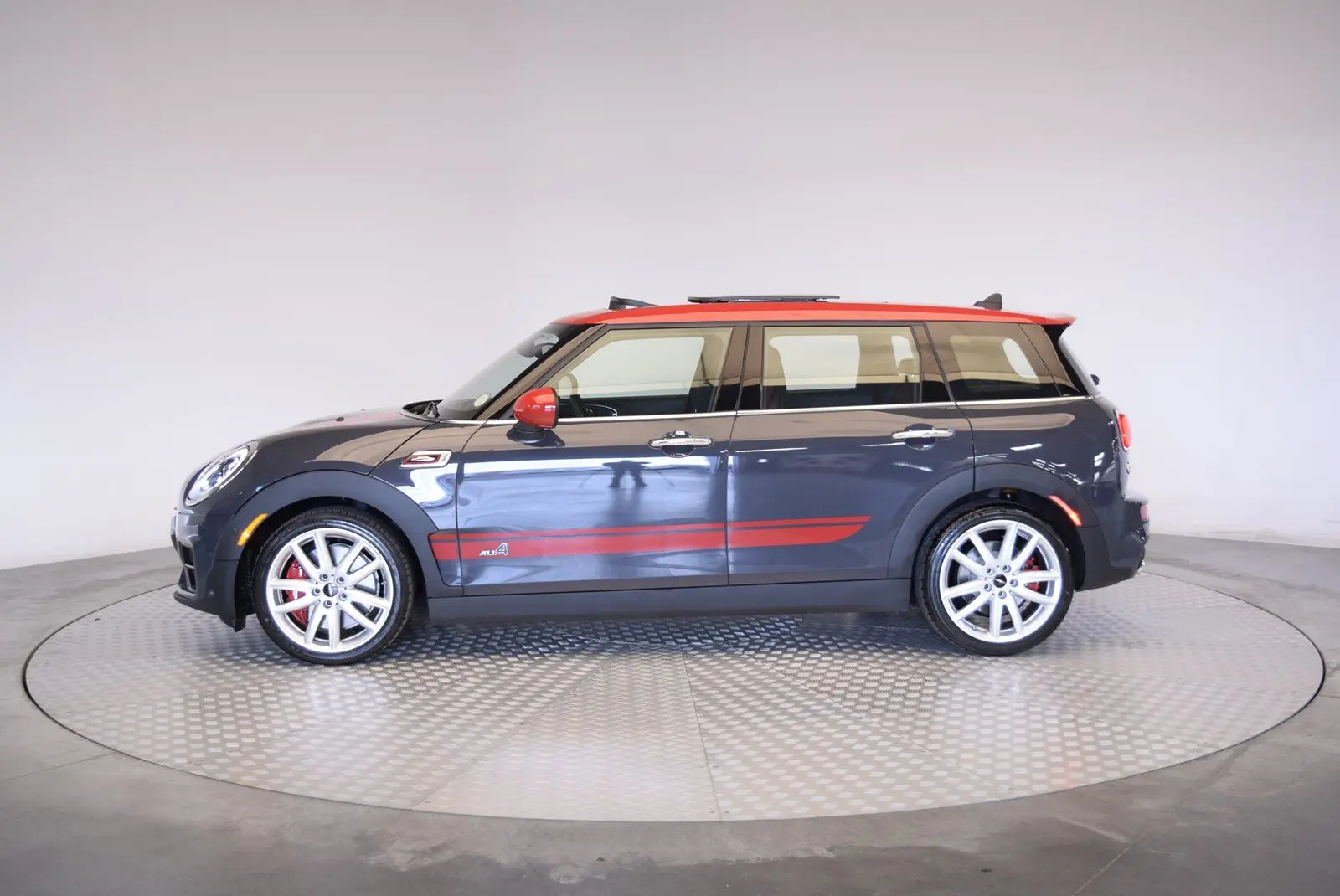 Mini  Clubman 2.0 John Cooper Works 0
