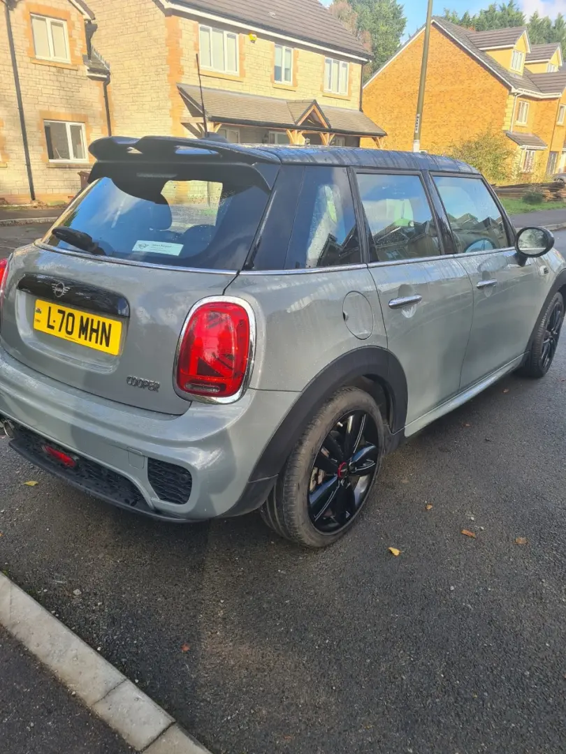 Mini Cooper Cooper 1.5 Classic 6