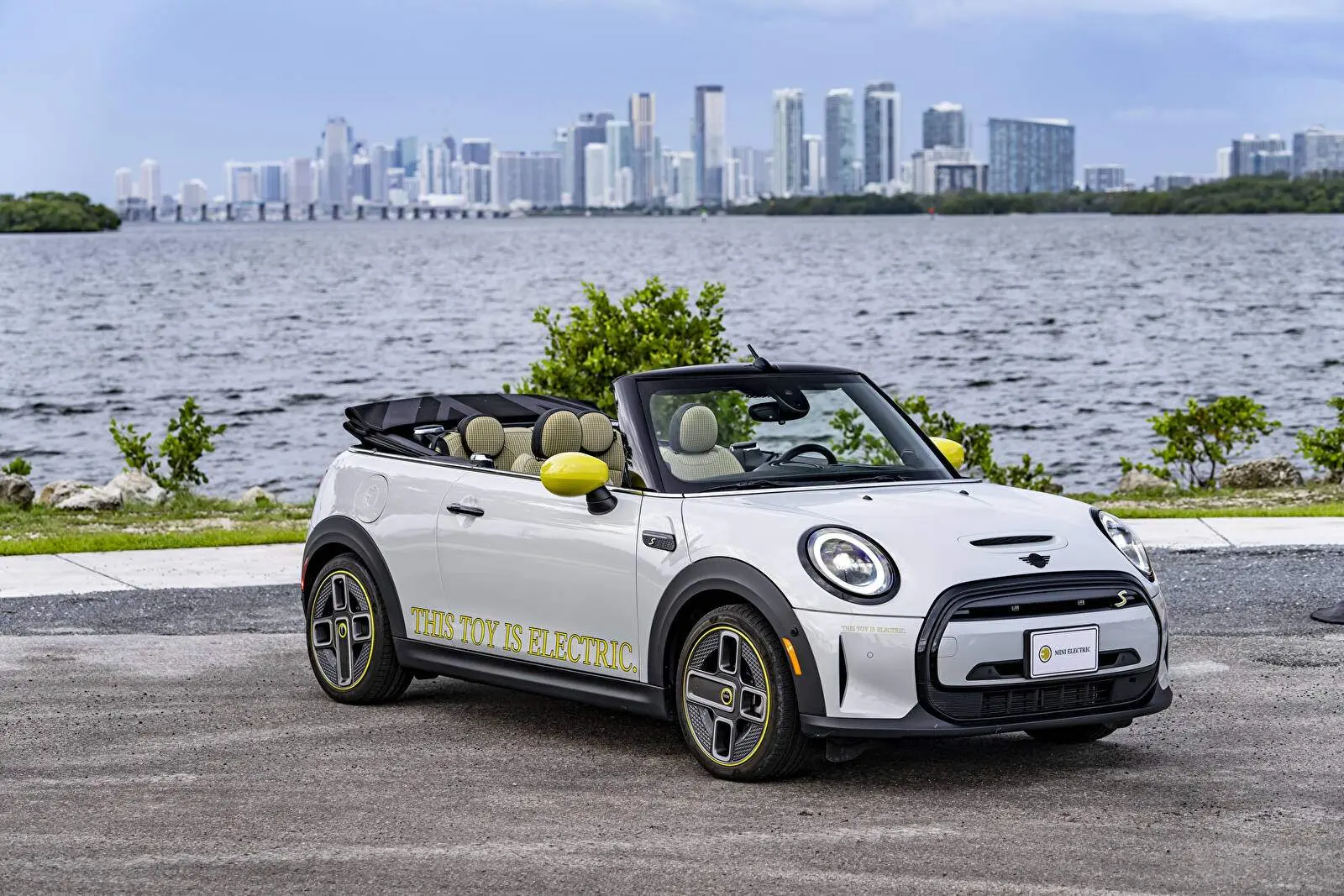 Mini Cooper Cooper 1.5 Iconic 5