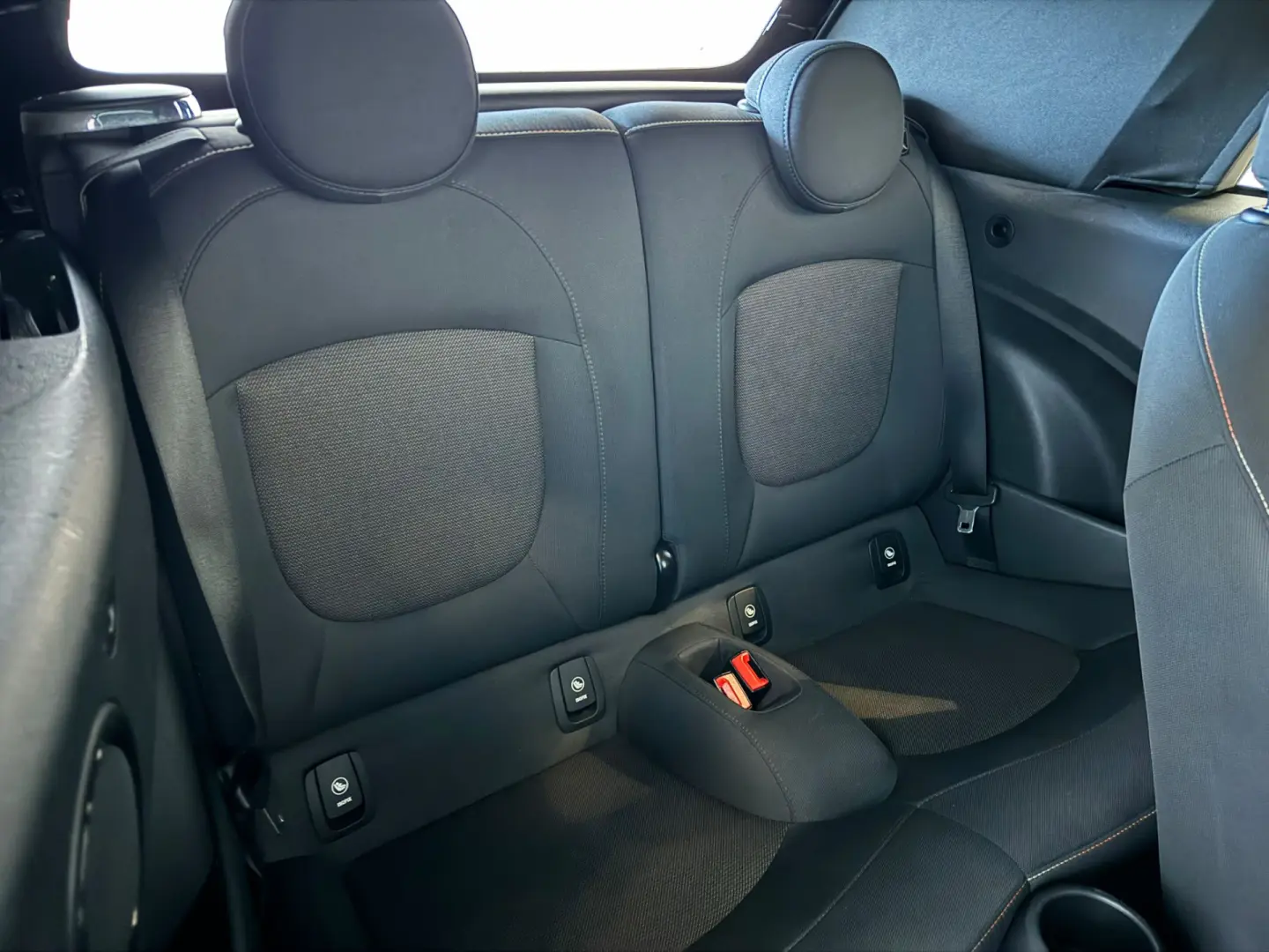 Mini Cooper Cooper 1.5 Salt Pepper 2