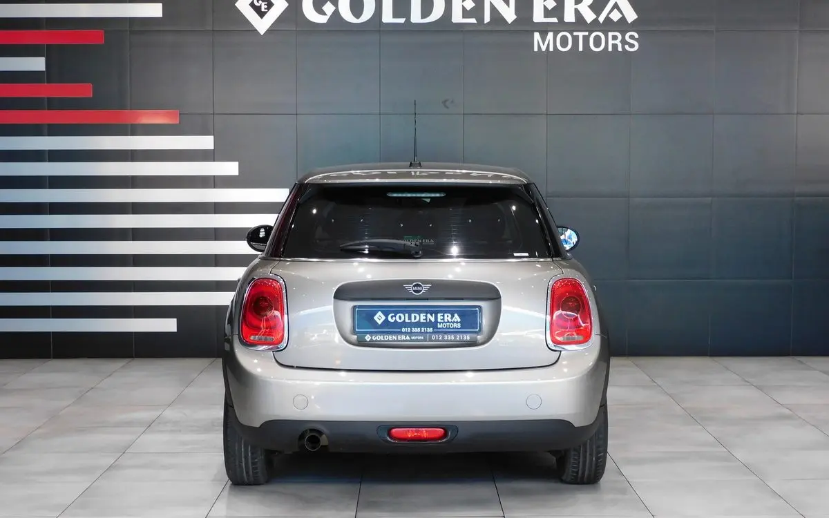 Mini Cooper Cooper 1.5 Pure 3