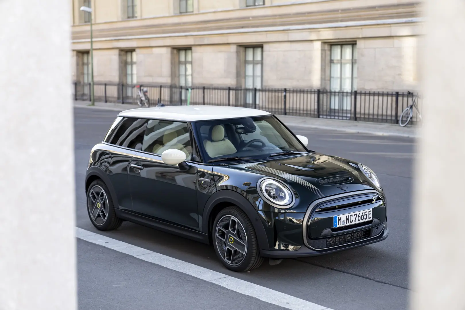 Mini Cooper S Cooper SE Inspired Resolute 1
