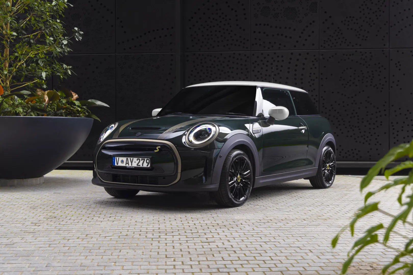 Mini Cooper Cooper 1.5 Resolute Edition 2