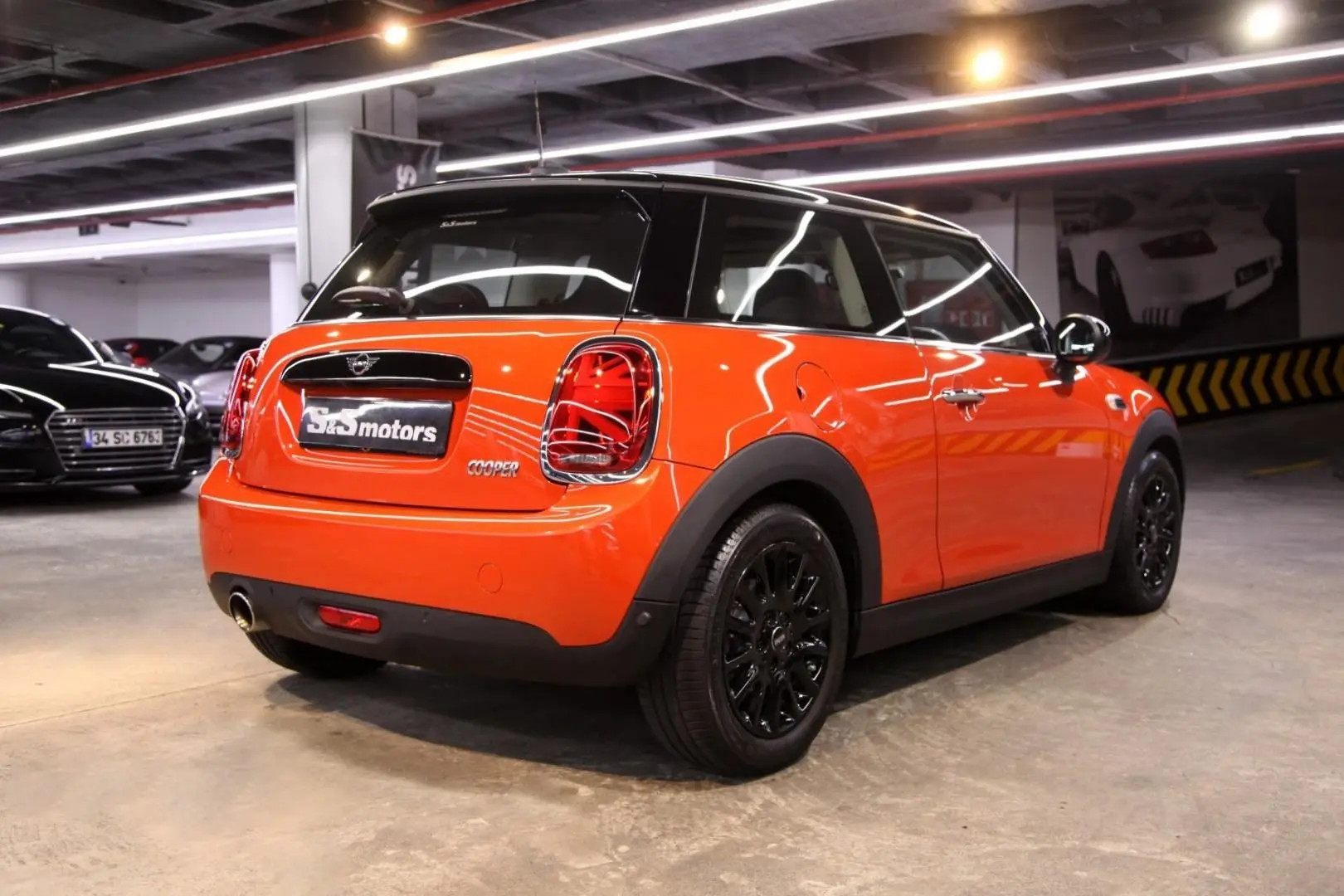 Mini Cooper Cooper 1.5 Salt Pepper Chili 4