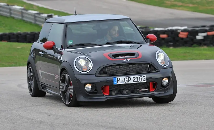 Mini Cooper Cooper 1.6 John Cooper Works GP Limited Edition 2