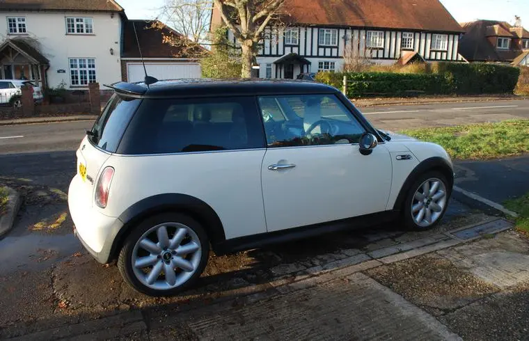 Mini Cooper Cooper 1.6 S 4