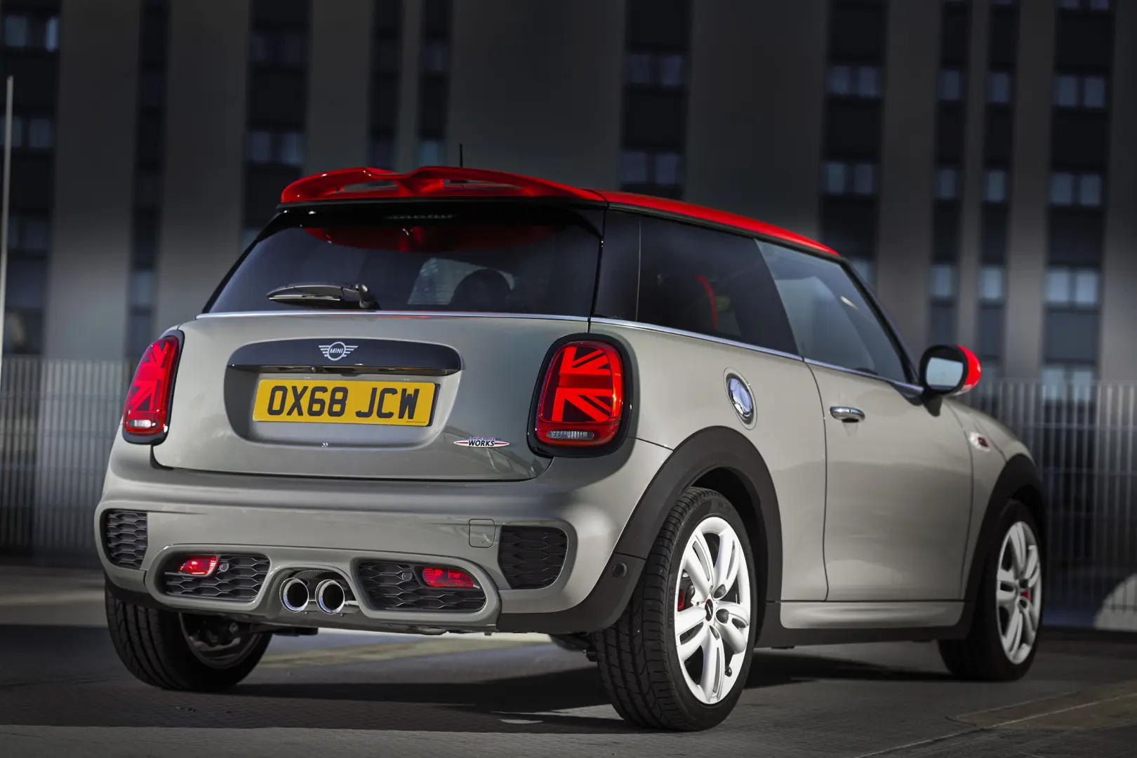 Mini Cooper Cooper 2.0 ALL4 John Cooper Works Iconic 1