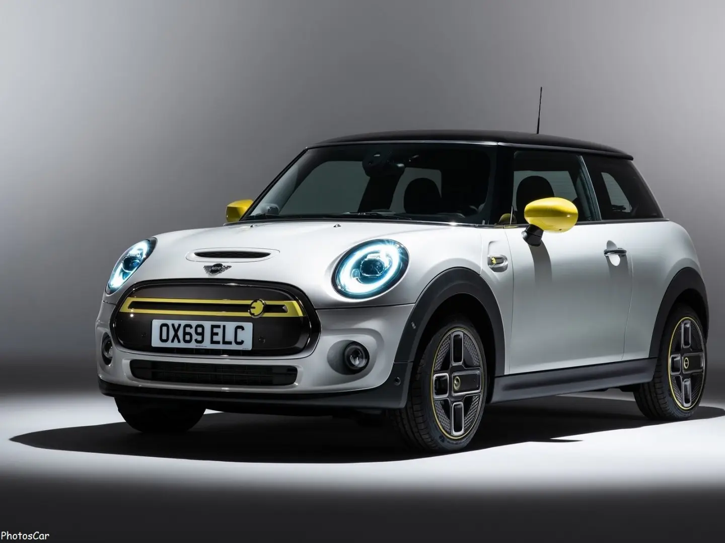Mini Cooper S Cooper SE Signature 0