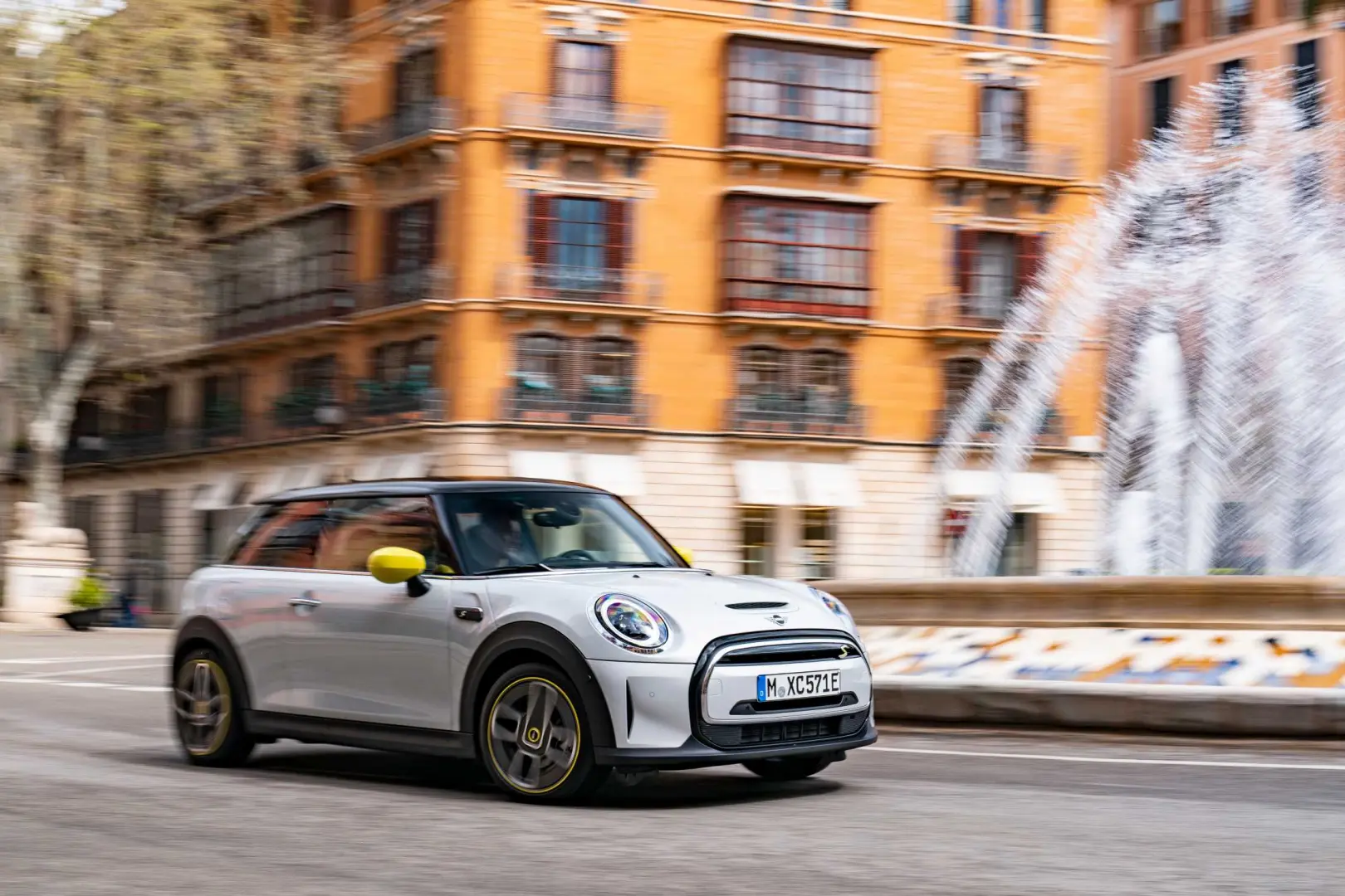 Mini Cooper S Cooper SE Inspired 4