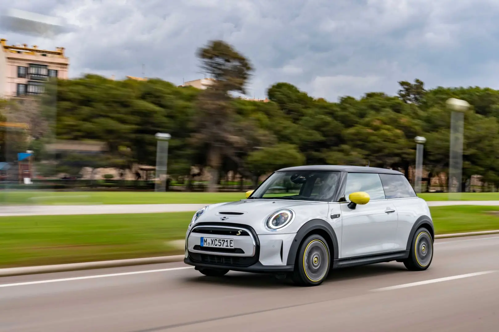 Mini Cooper S Cooper SE Inspired 6