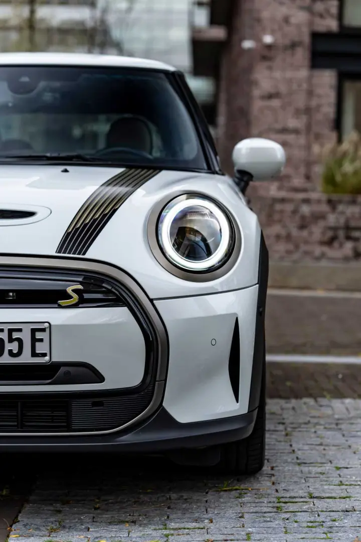 Mini Cooper S Cooper SE Inspired Resolute 5