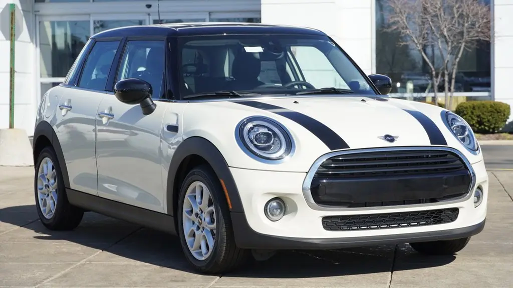 Mini Cooper S Cooper SE Signature 6