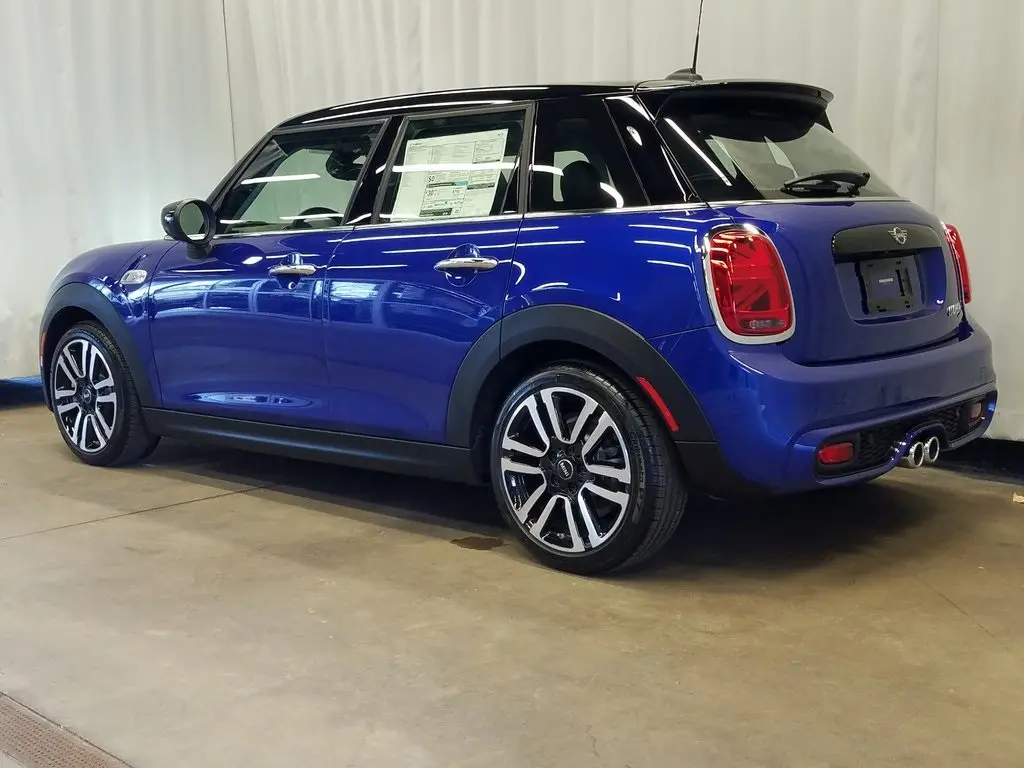 Mini Cooper S Cooper SE Signature 5