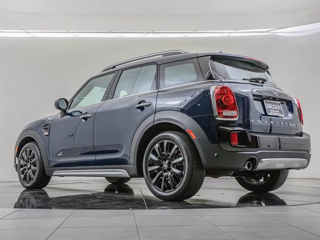 Mini Countryman Countryman 1.5 ALL4 Iconic 5