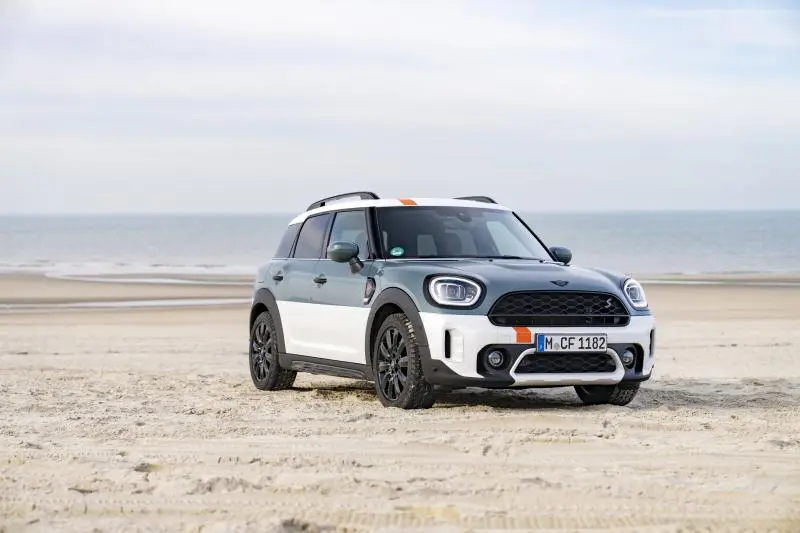 Mini Countryman Countryman 1.5 Uncharted Edition 2