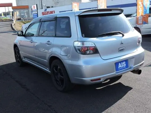 Mitsubishi Airtrek Airtrek 2.0 Turbo R 3