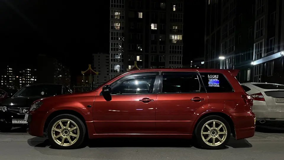 Mitsubishi Airtrek Airtrek 2.0 Turbo R 4
