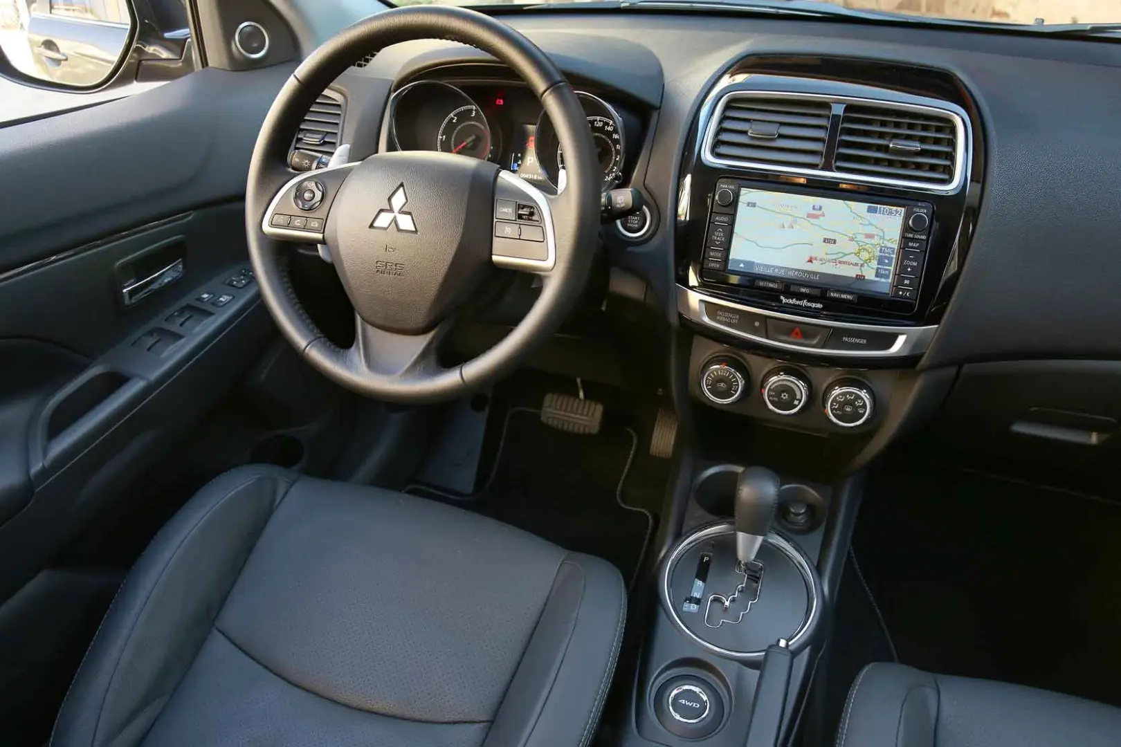 Mitsubishi ASX ASX 1.6 MIVEC Intense 6