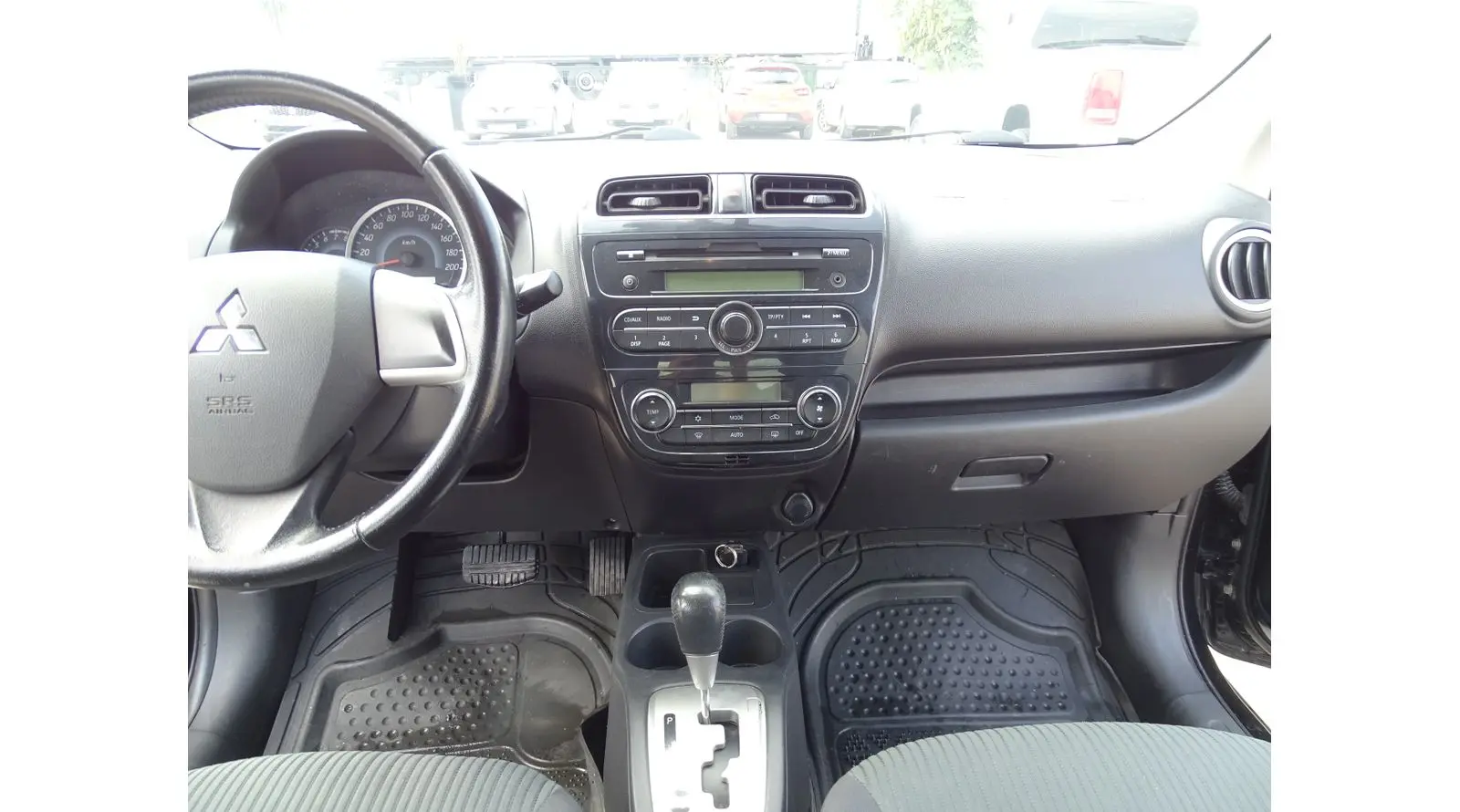 Mitsubishi Attrage Attrage 1.2 Intense CVT 6