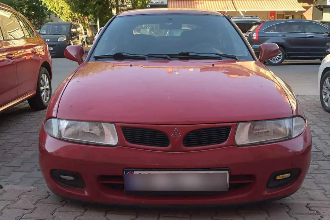 Mitsubishi Carisma Carisma 1.6 Avance 4