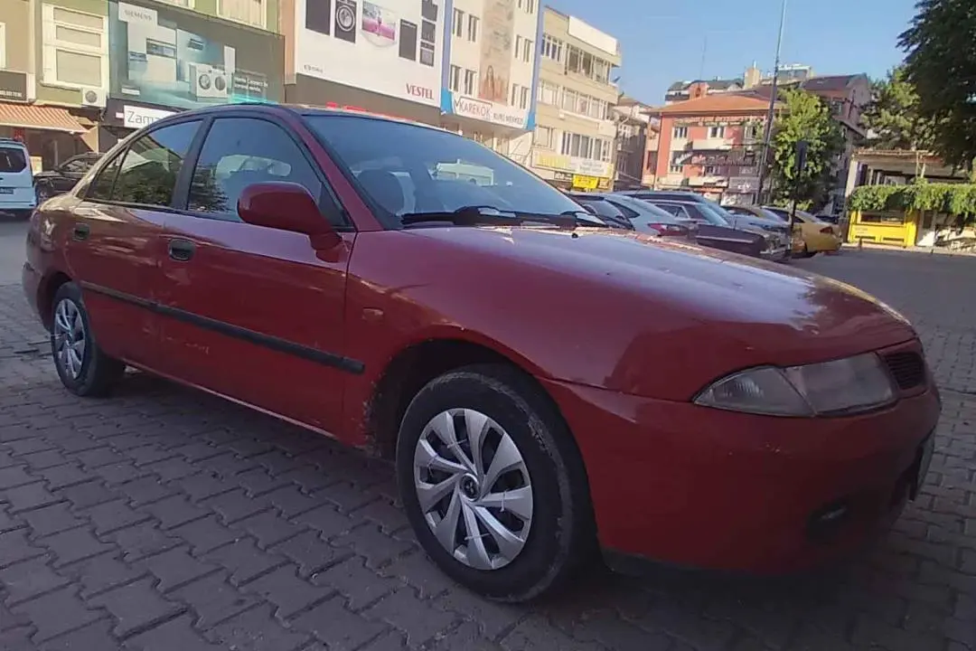 Mitsubishi Carisma Carisma 1.6 Avance 5