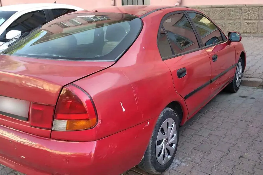 Mitsubishi Carisma Carisma 1.6 Avance 7