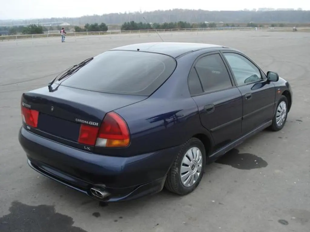 Mitsubishi Carisma Carisma 1.6 Avance 4