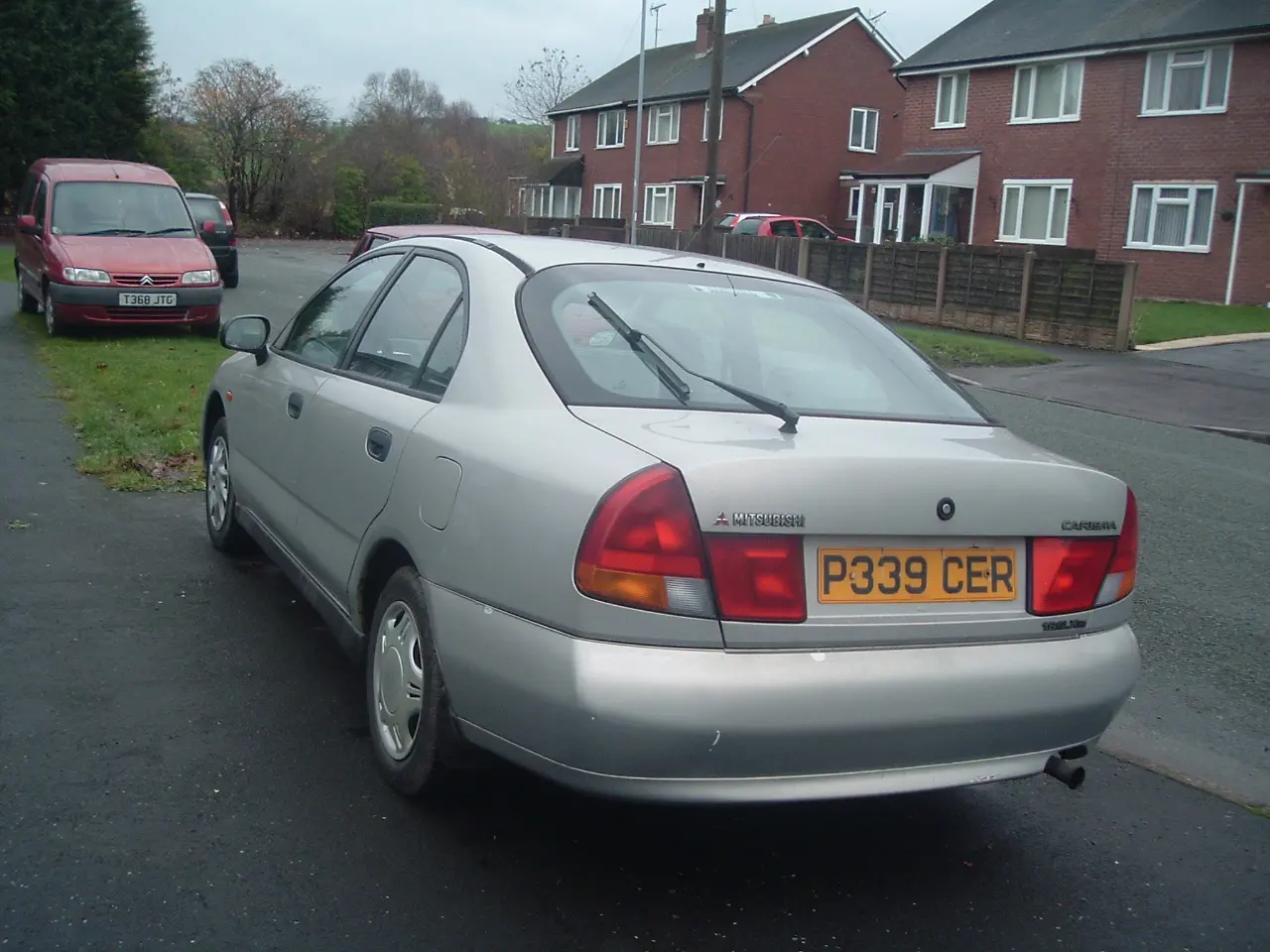 Mitsubishi Carisma Carisma 1.6 GLX 7