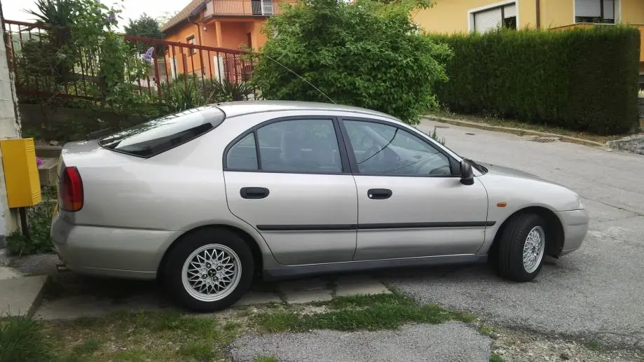 Mitsubishi Carisma Carisma 1.9 TD GLX 2