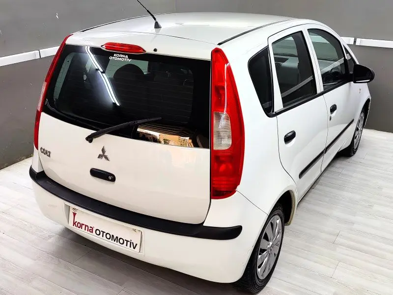 Mitsubishi Colt Colt 1.1 Inform AC 5