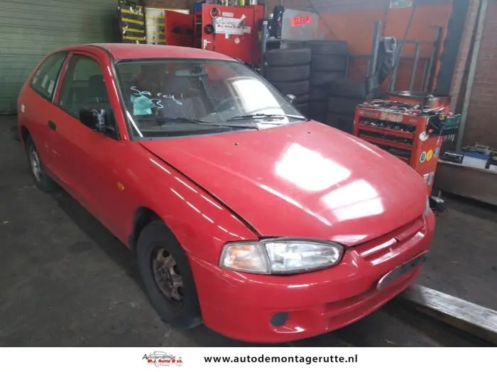 Mitsubishi Colt Colt 1.3 GLX 2
