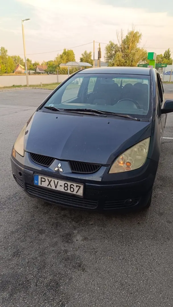Mitsubishi Colt Colt 1.3 Inform 4