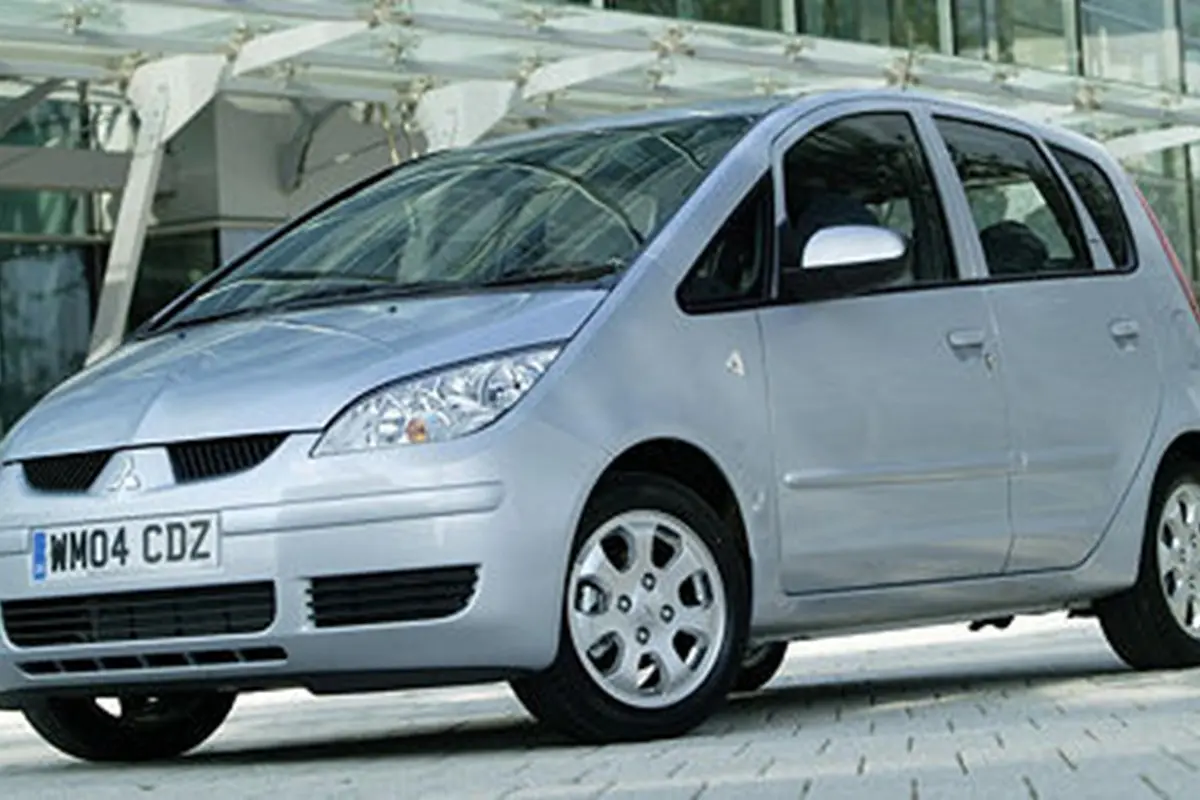 Mitsubishi Colt Colt 1.3 Invite 4