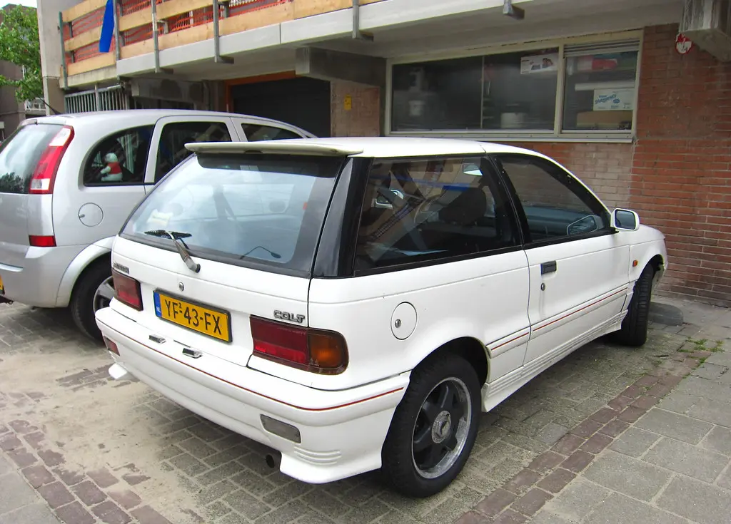 Mitsubishi Colt Colt 1300 GL 2