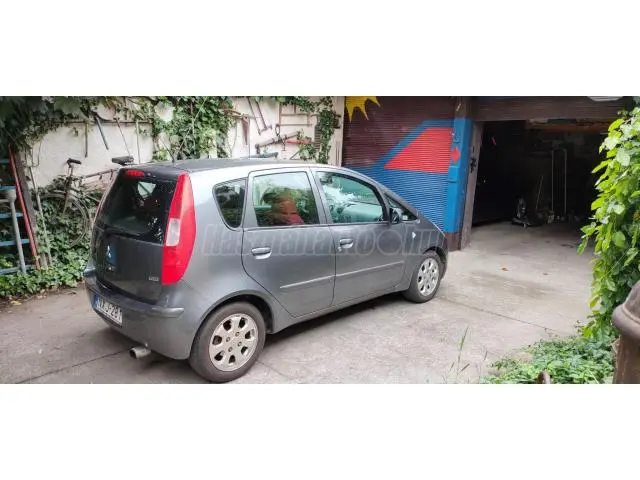 Mitsubishi Colt Colt 1.5 DI-D Invite AMT 2