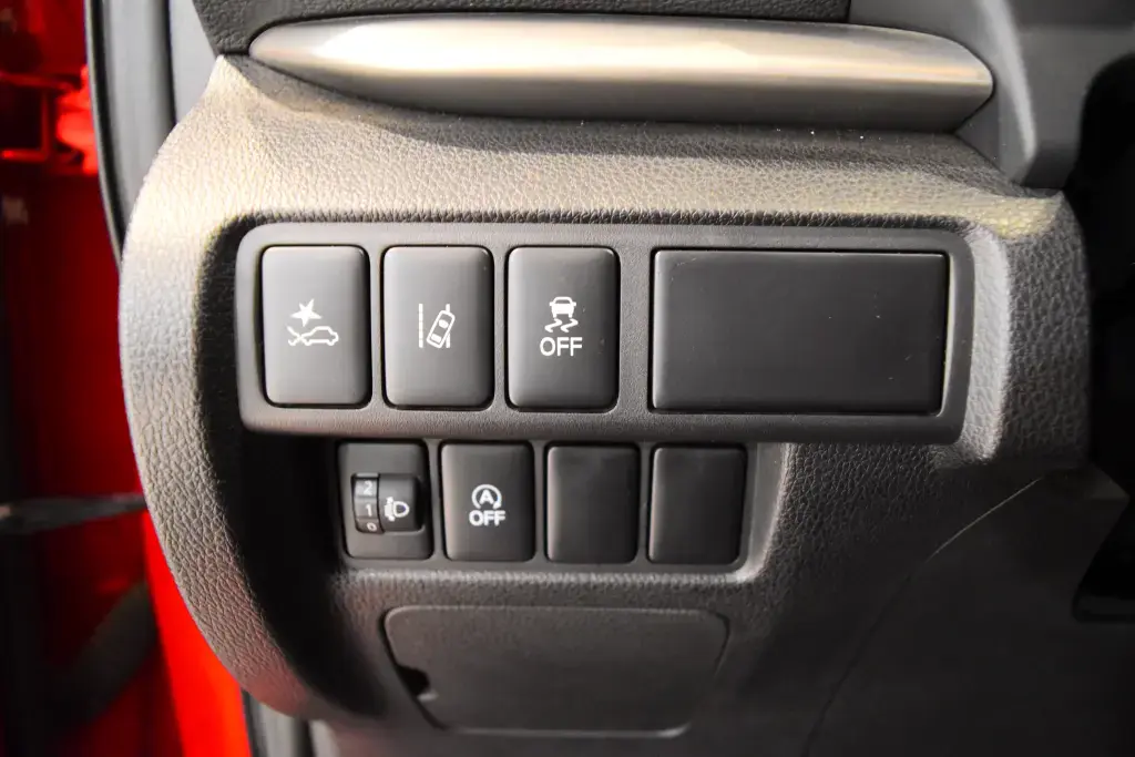 Mitsubishi Eclipse Cross Eclipse Cross 1.5 MIVEC 2WD Intense Cam Tavan CVT 1