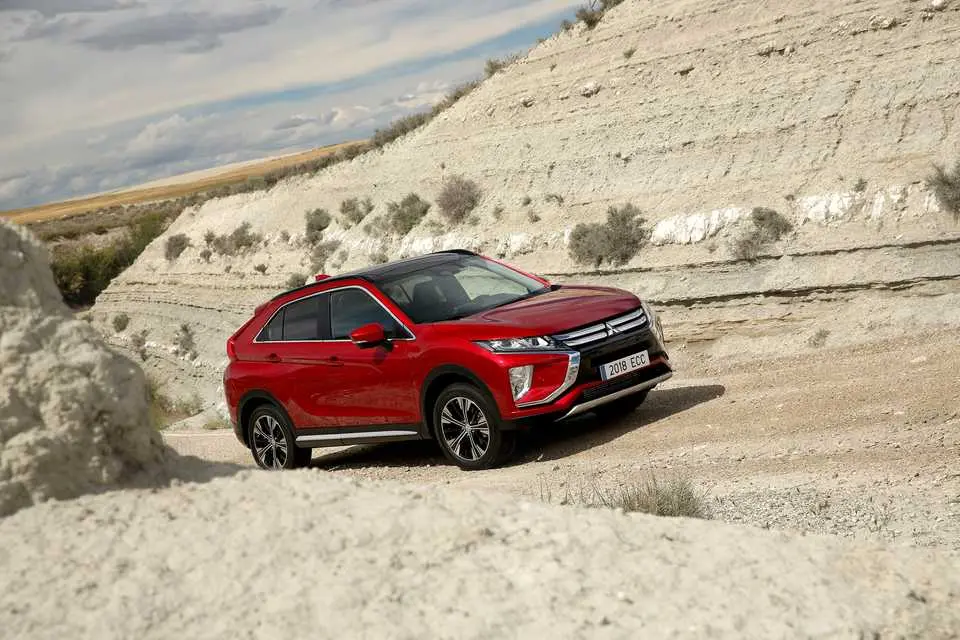 Mitsubishi Eclipse Cross Eclipse Cross 1.5 MIVEC 4WD Instyle CVT 2