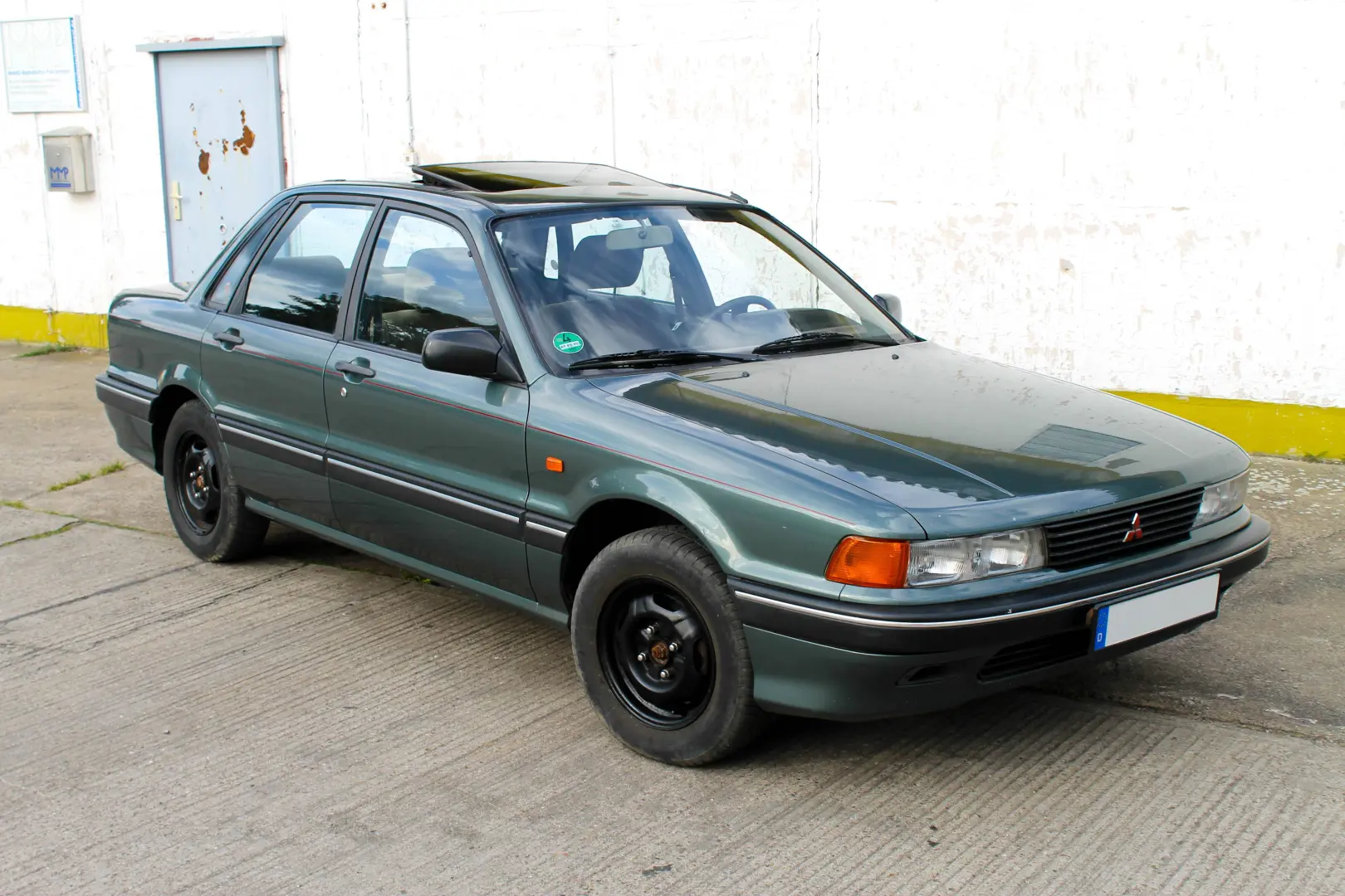 Mitsubishi Galant Galant 2000i GLS 0