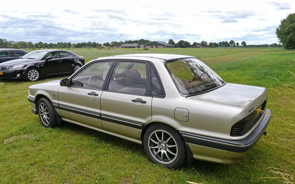 Mitsubishi Galant Galant 1800 TD GLS 1