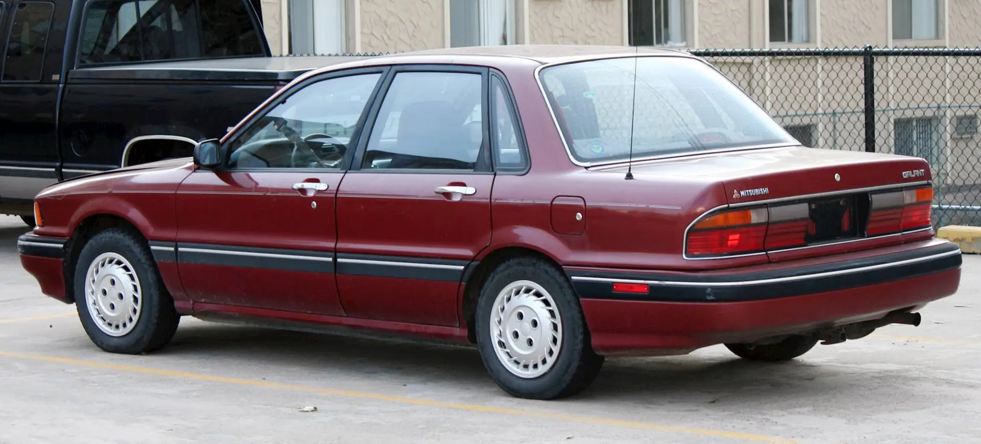 Mitsubishi Galant Galant 1800i GLS 2