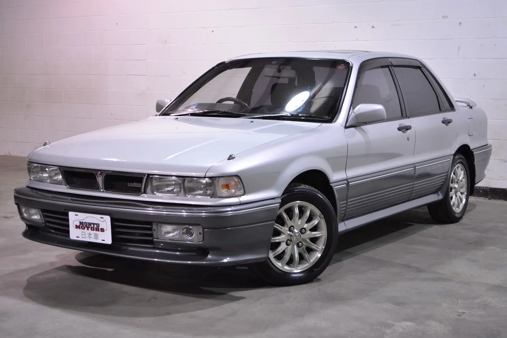 Mitsubishi Galant Galant 1800i GLS 2