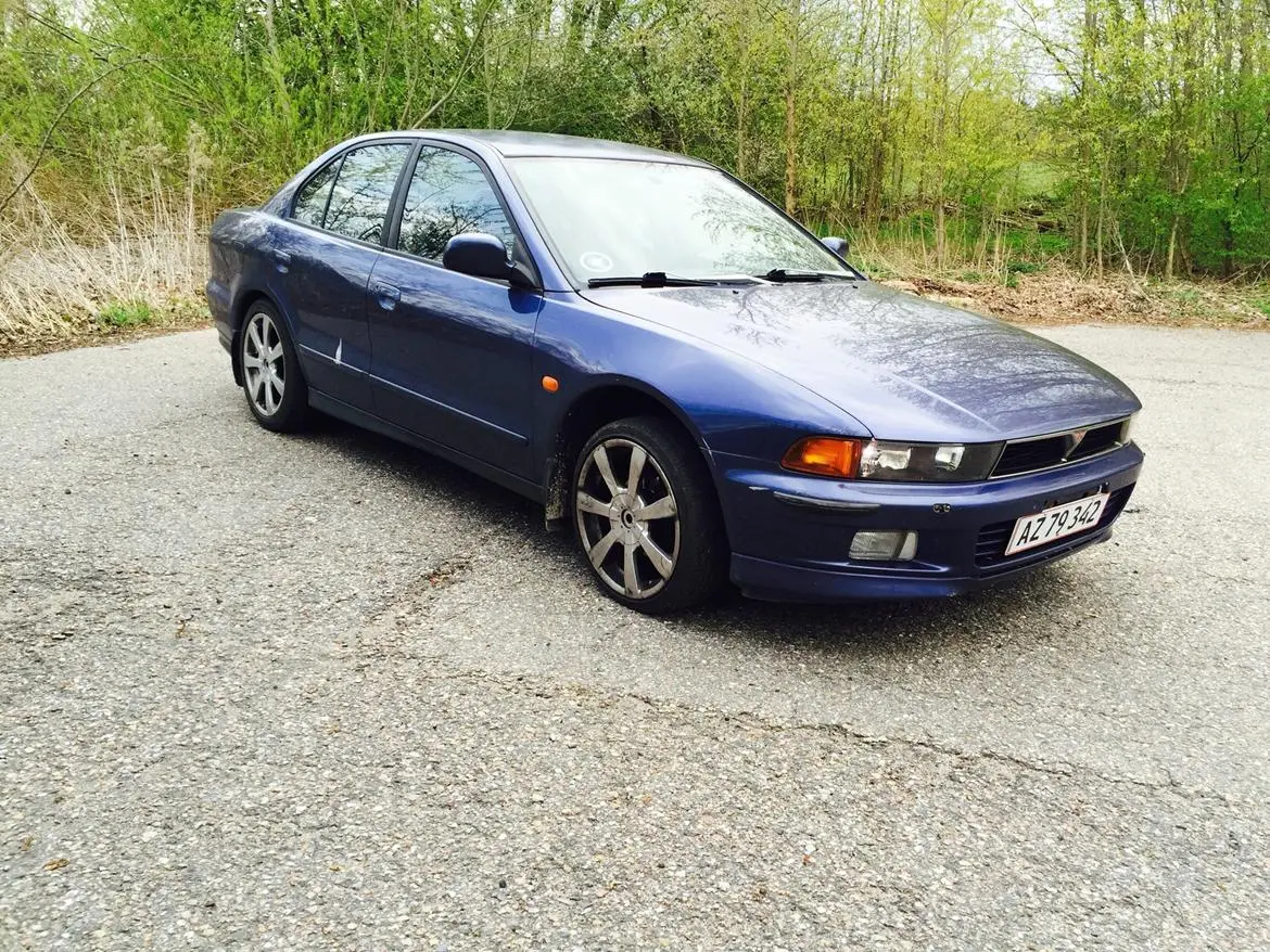 Mitsubishi Galant Galant 2.0 GLS 3