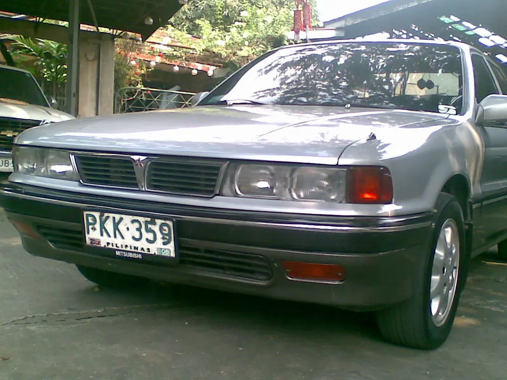 Mitsubishi Galant Galant 2000i GLS 6