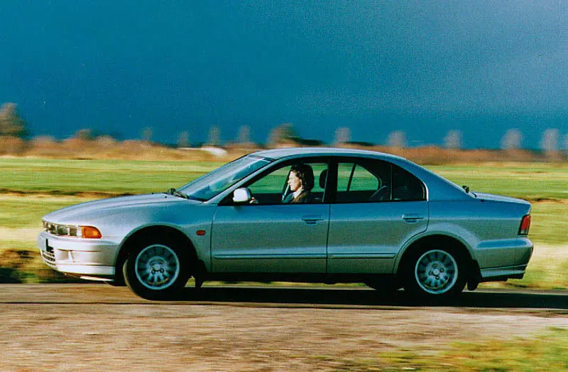 Mitsubishi Galant Galant 2.4 GDI GLS 4