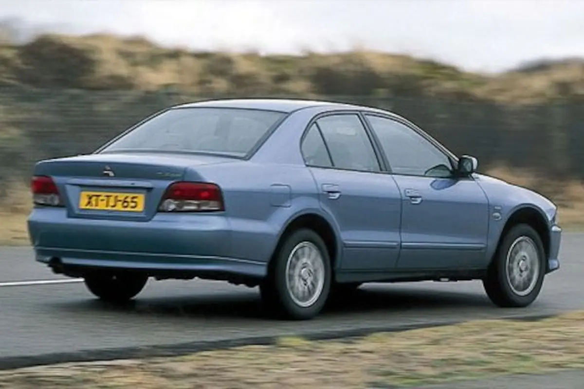 Mitsubishi Galant Galant 2.4 GDI GLS 7